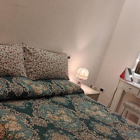 Mirdita - Casa Vacanze Специя Екстериор снимка